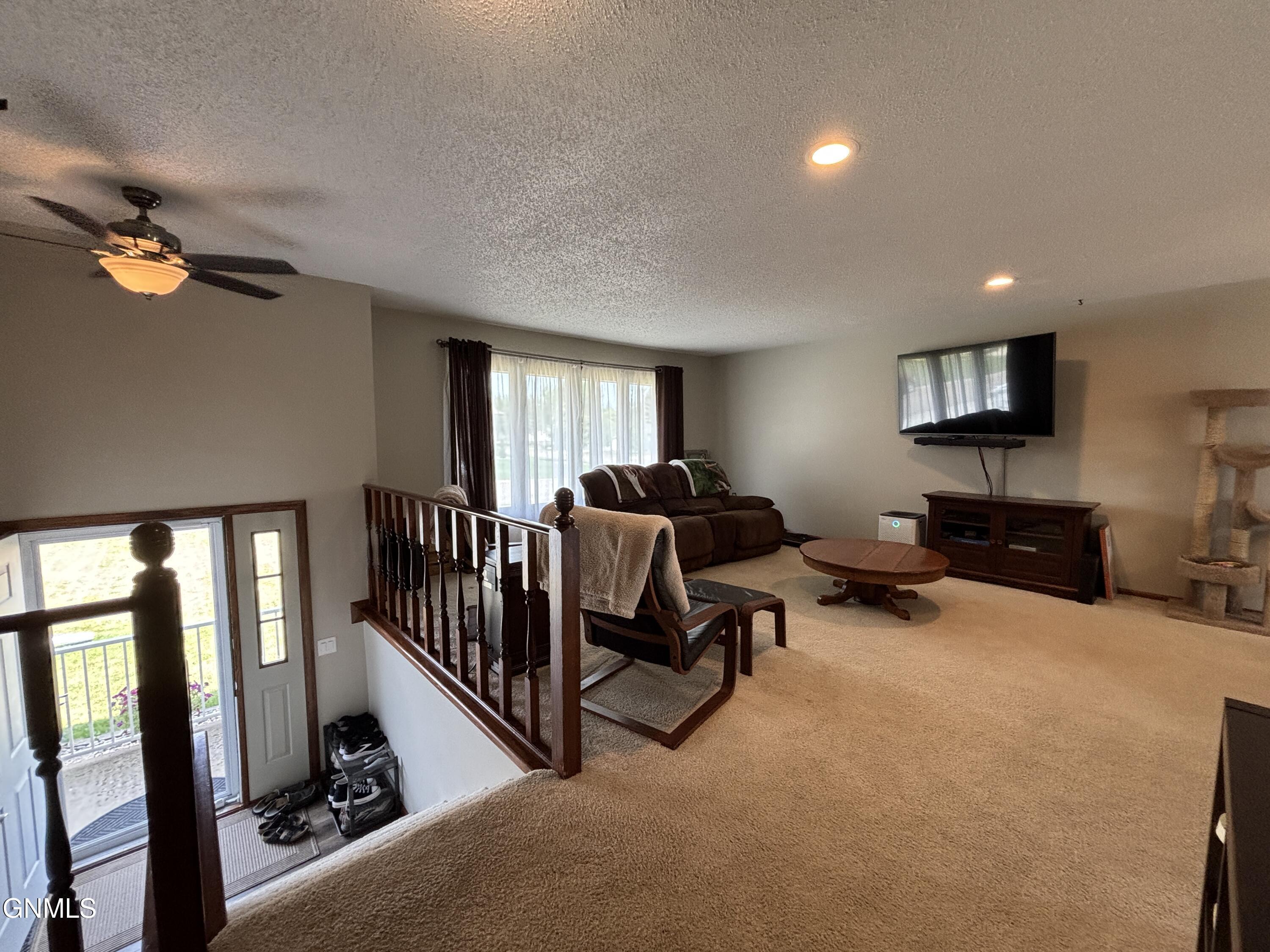 Property Photo: 107 10th Street NW ND 58523