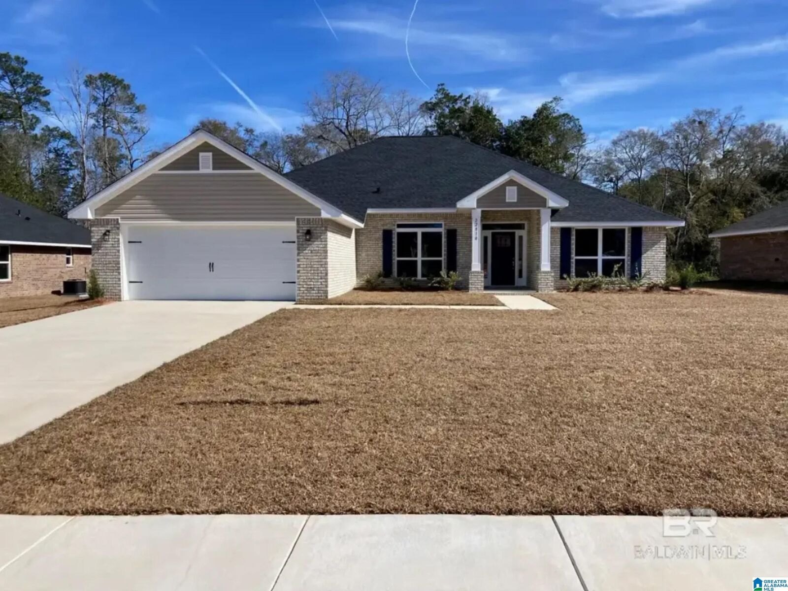Property Photo: 644 Jamestown Circle AL 35115
