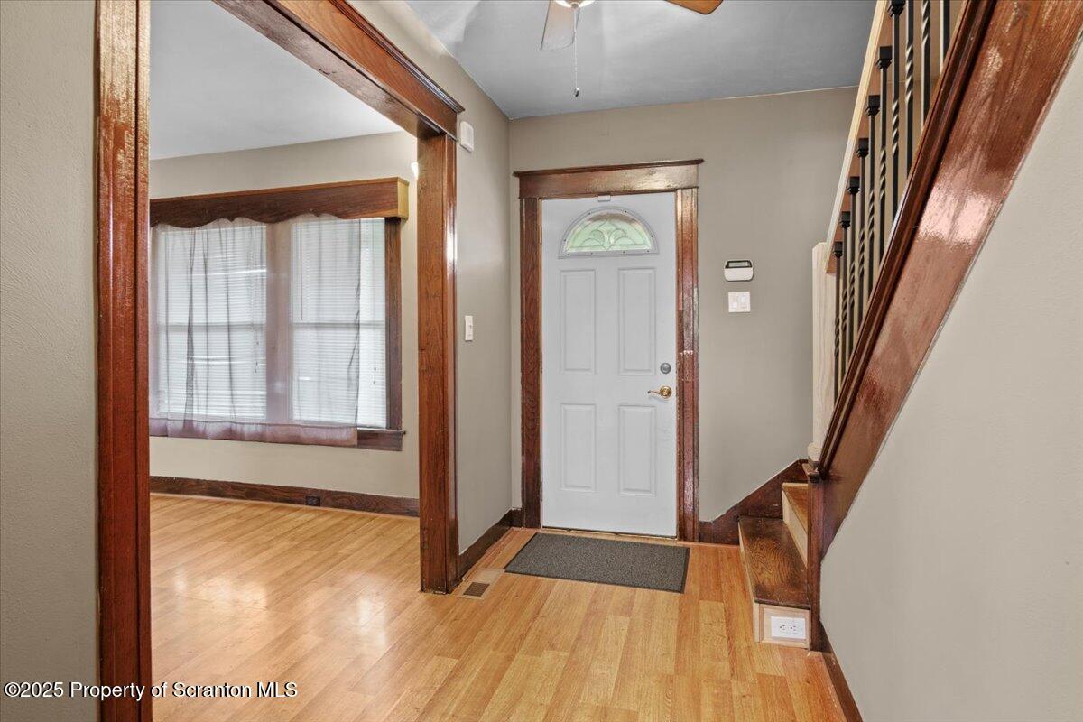 Property Photo: 1076 Cottage Avenue PA 18508