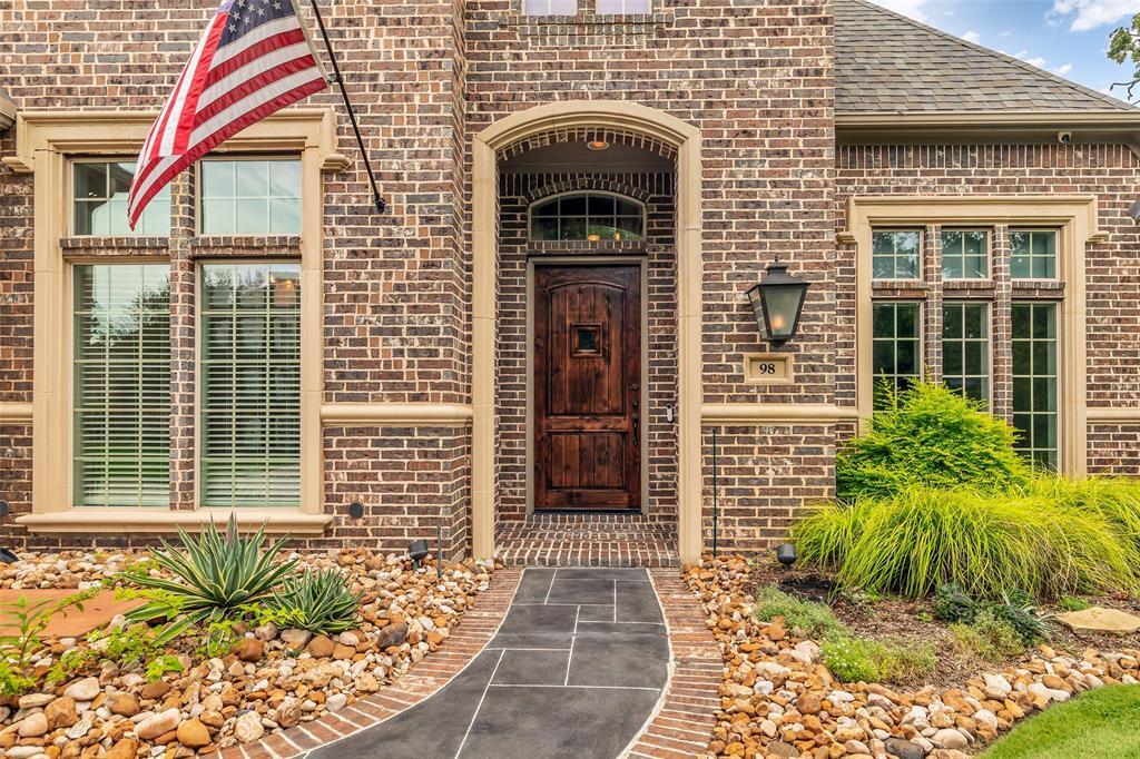 Property Photo: 98 E Cove View Trail TX 77389