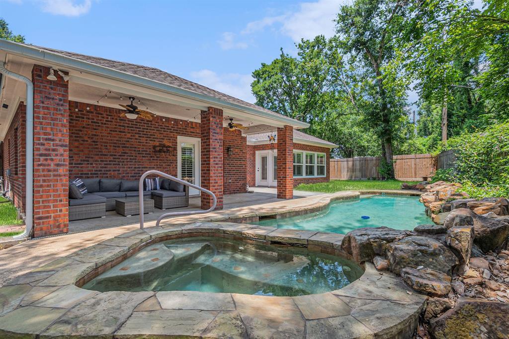 Property Photo:  32806 W Westwood Square West Drive  TX 77354 