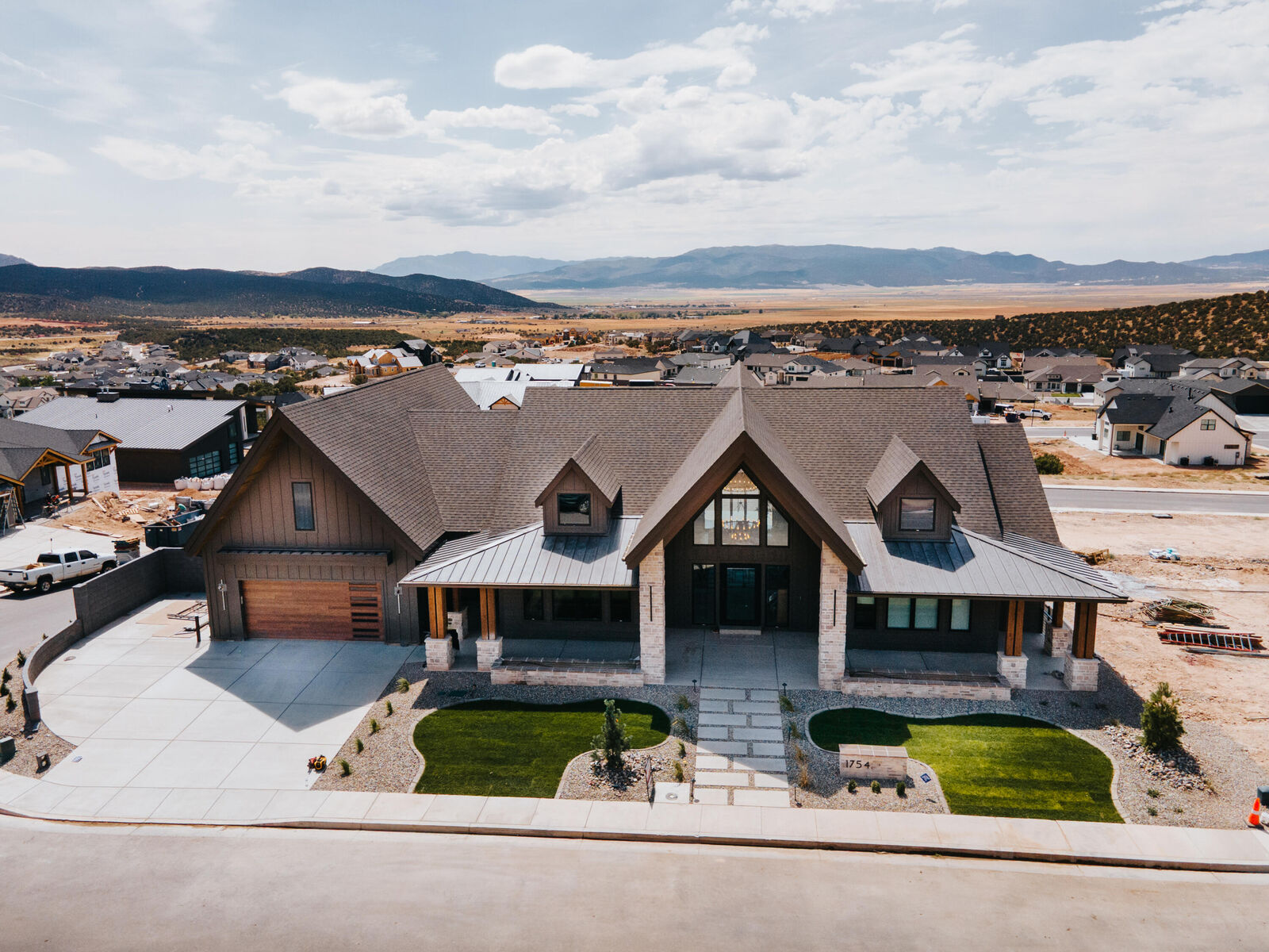 Property Photo:  1754 S Mountain Ranch Rd  UT 84720 