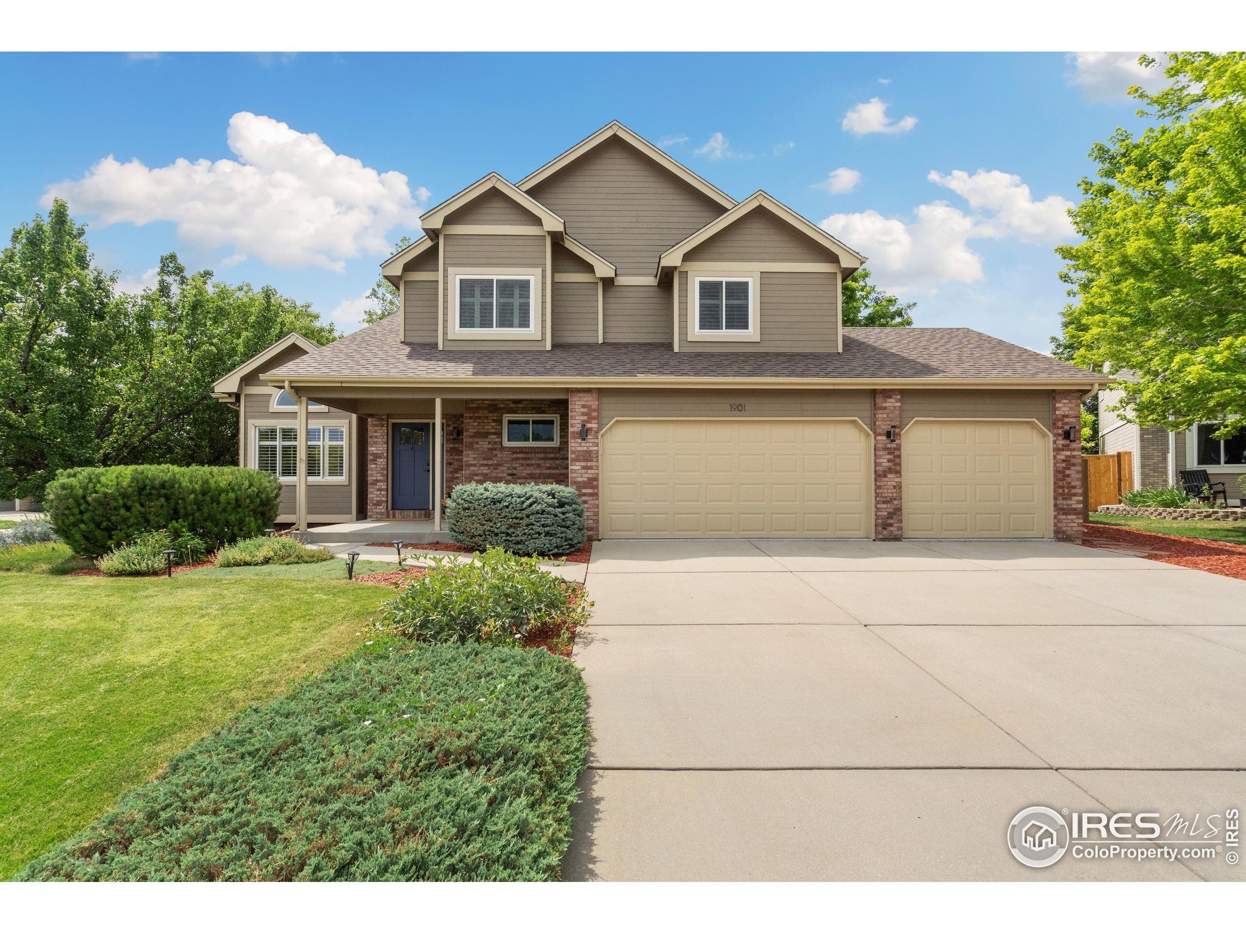 Property Photo:  1901 Glenview Ct  CO 80526 