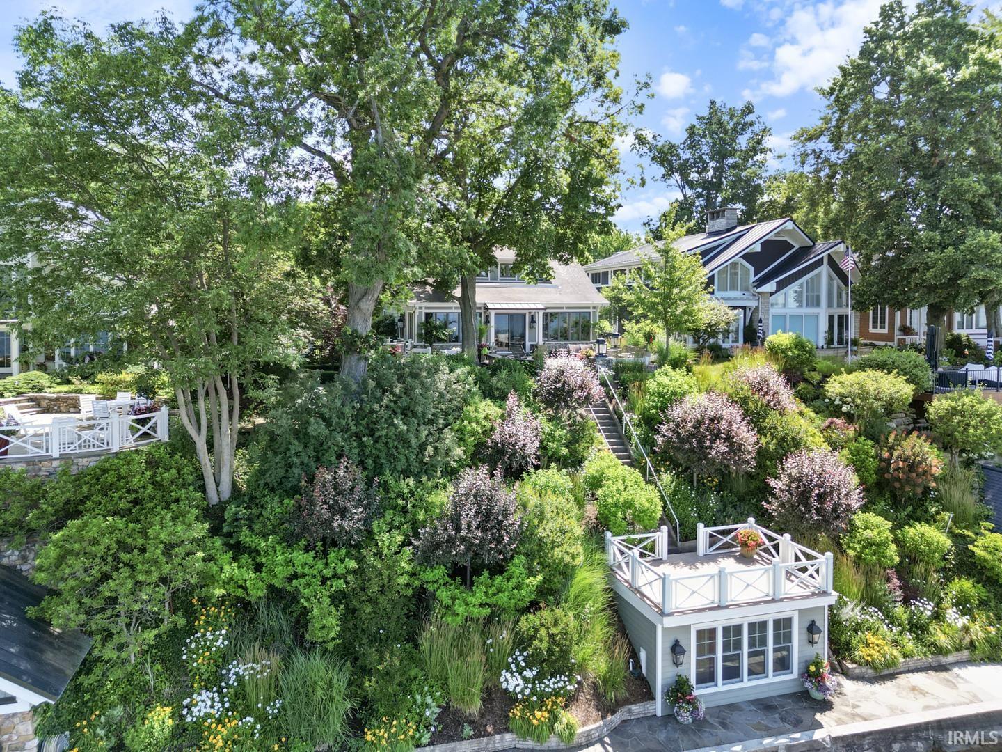 Property Photo: 11411 N Cedar Point High Rd IN 46567