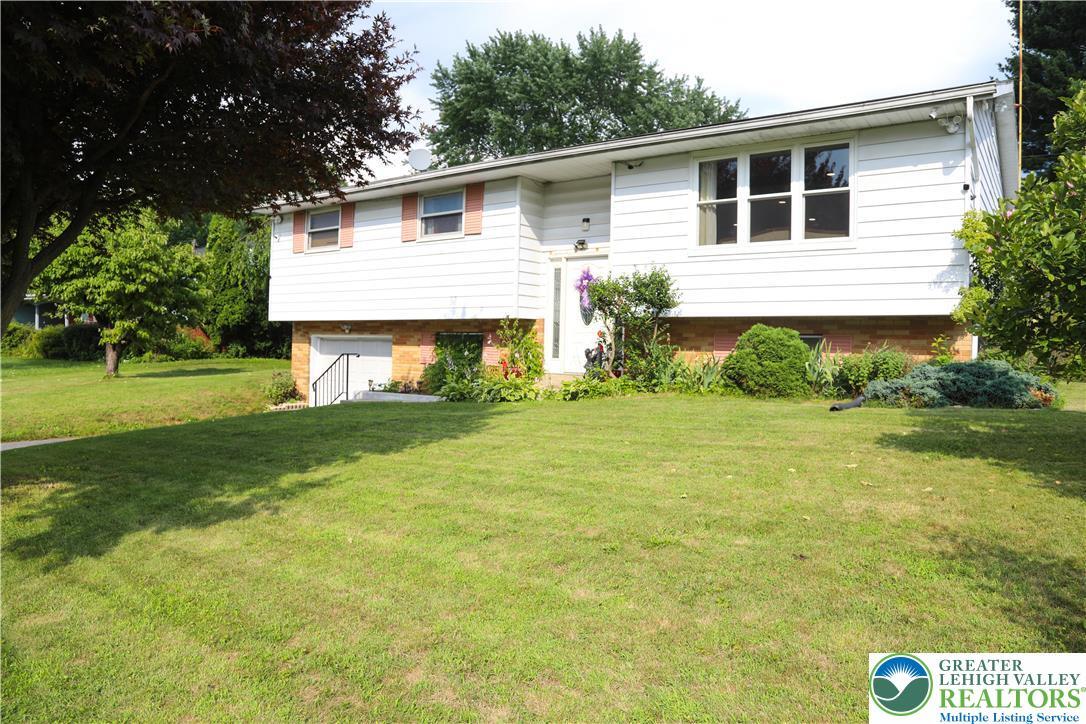 Property Photo: 3020 W Fairbanks Street PA 18103
