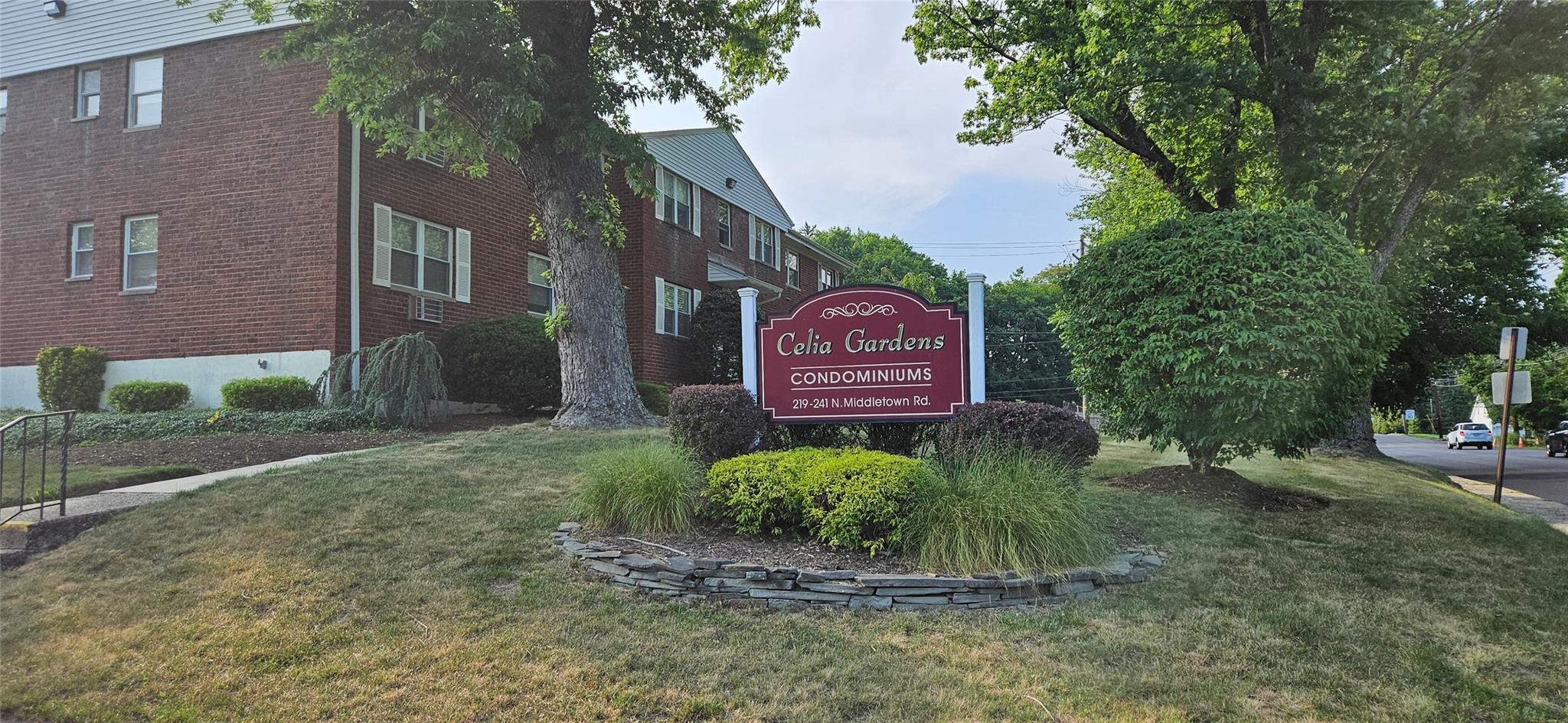 Property Photo: 237 N Middletown Road H NY 10965
