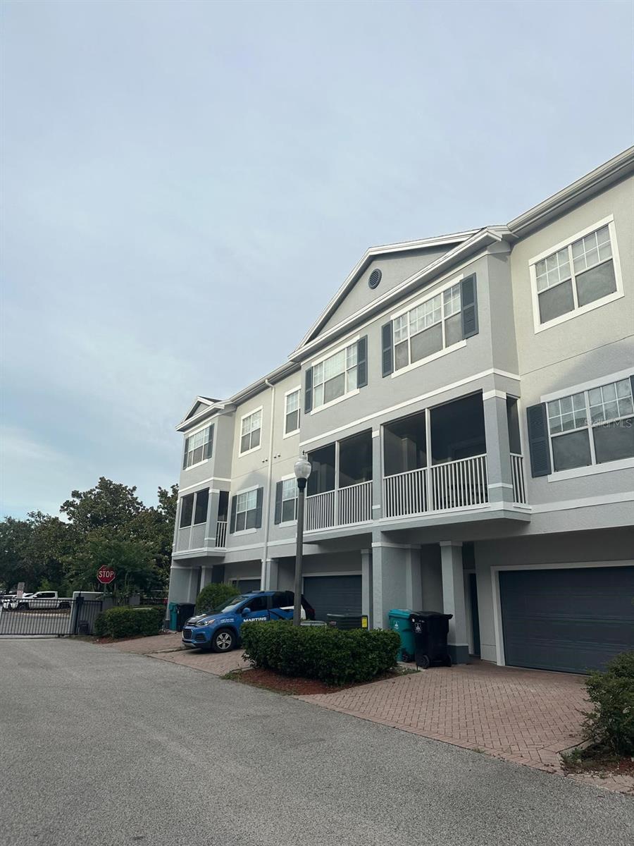 Property Photo: 2424 Grand Central Parkway 4 FL 32839