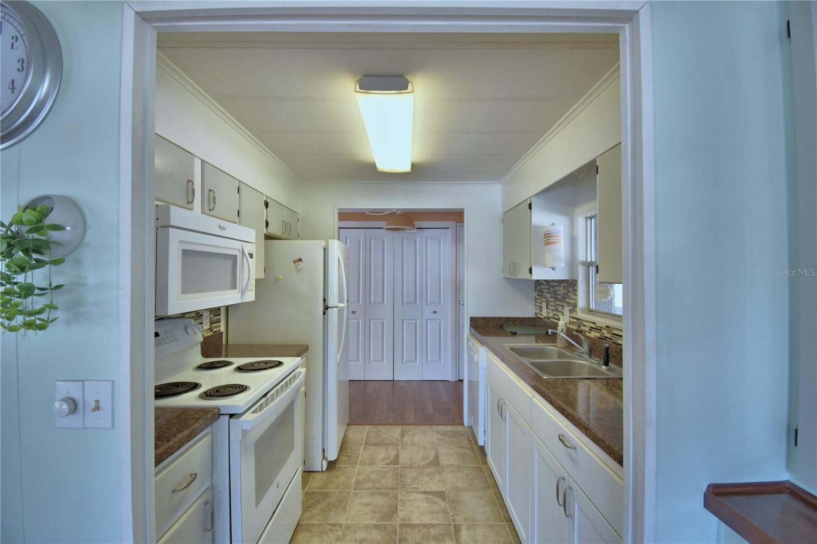 Property Photo: 4090 Rolling Oaks Drive FL 33880