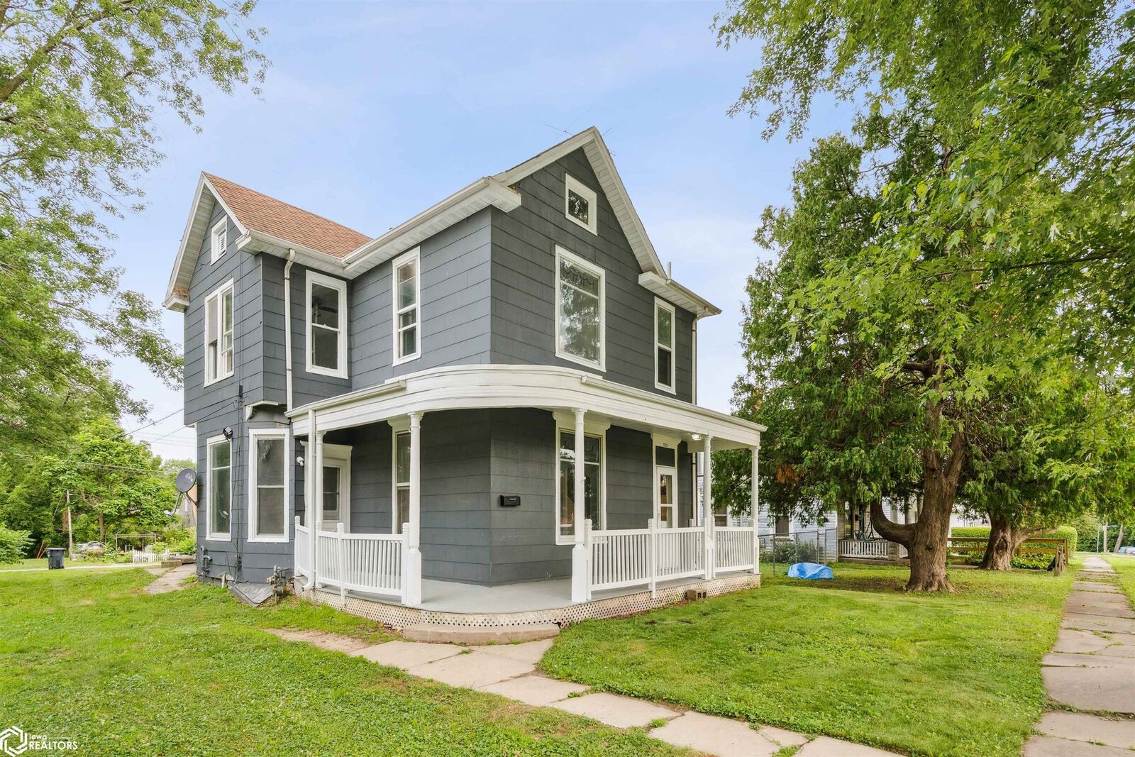 Property Photo: 513 Hagemann Avenue IA 52601