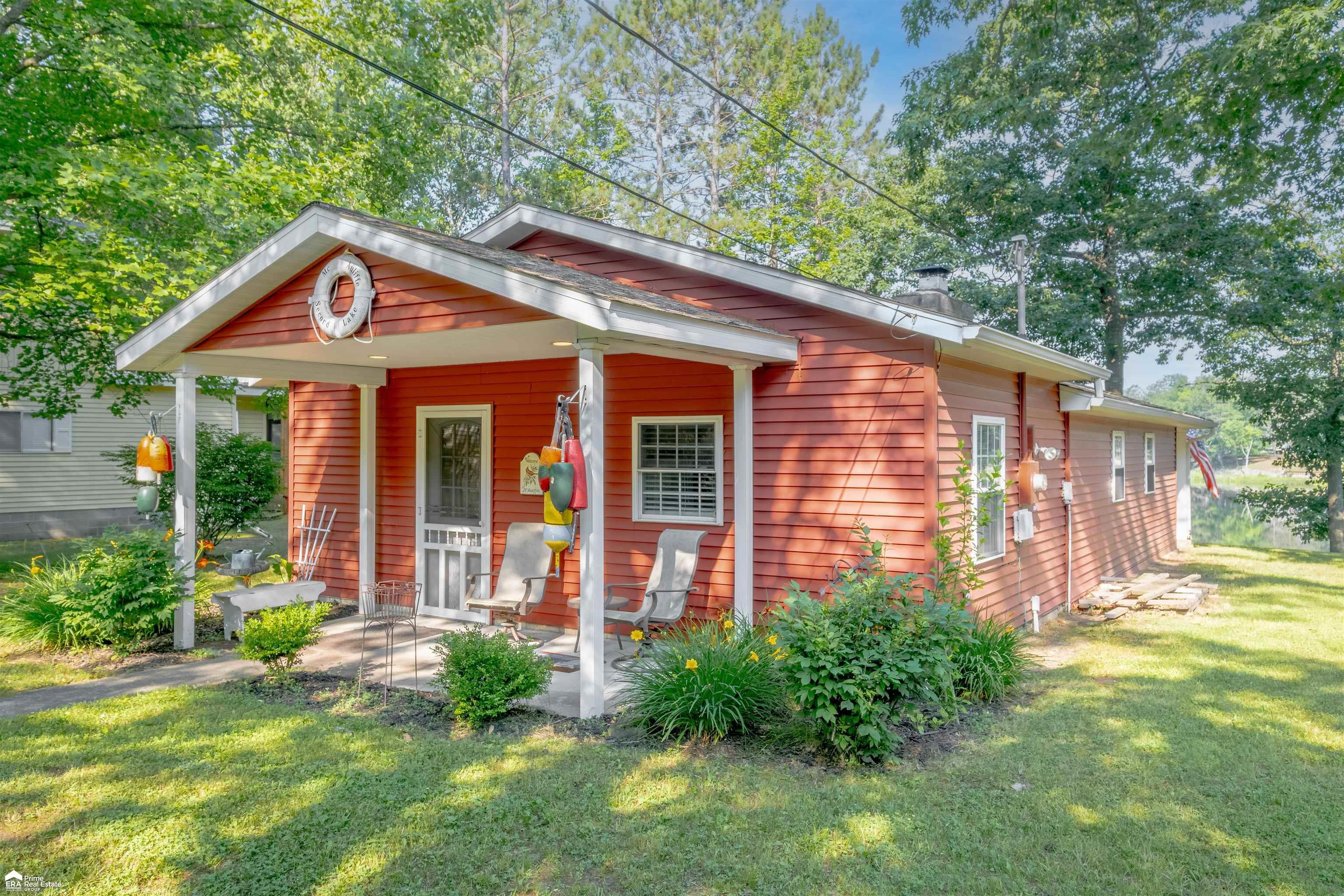 Property Photo:  4779 E Shore Drive  MI 48610 