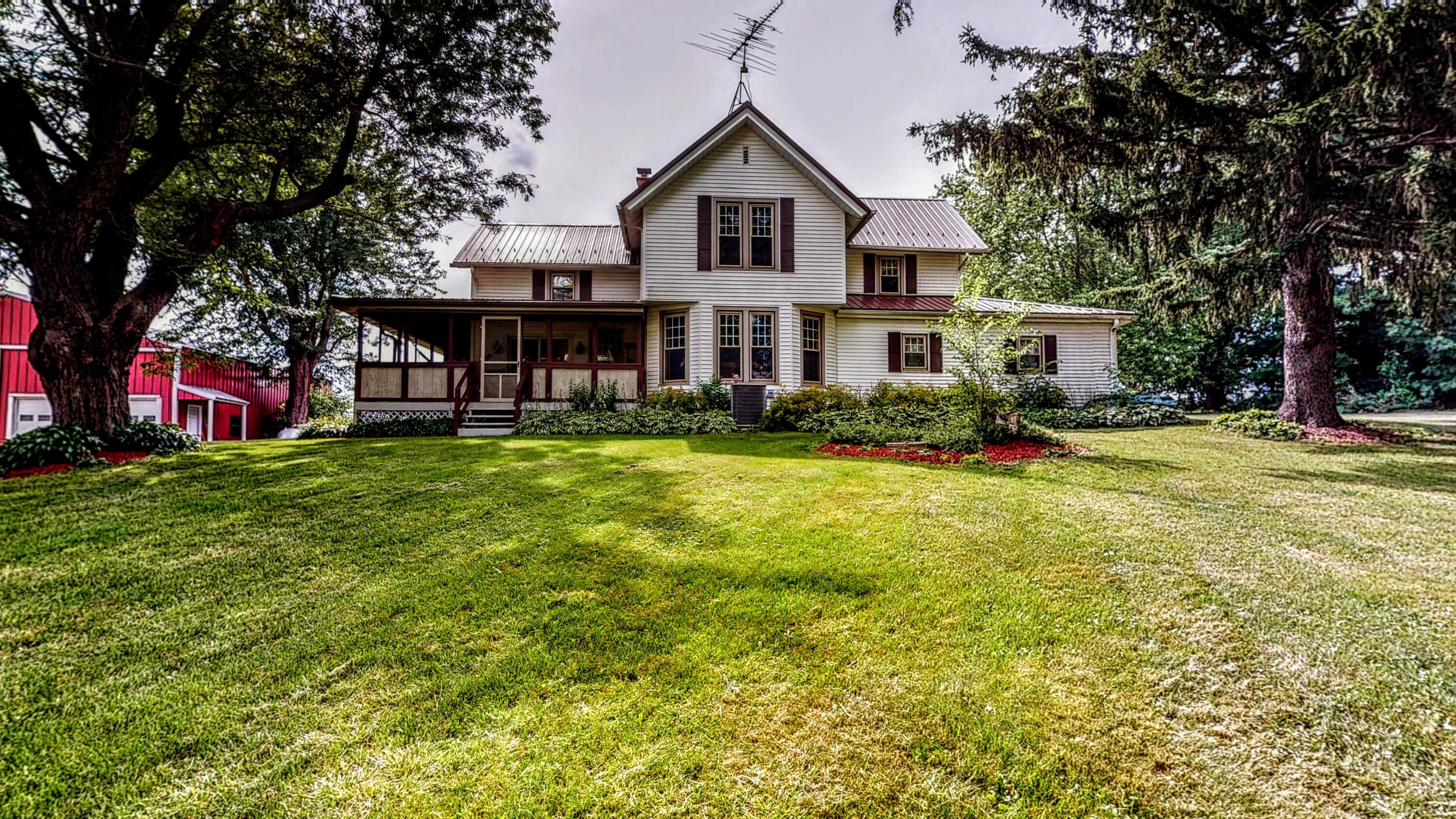Property Photo: N7295 Manske Rd WI 53551