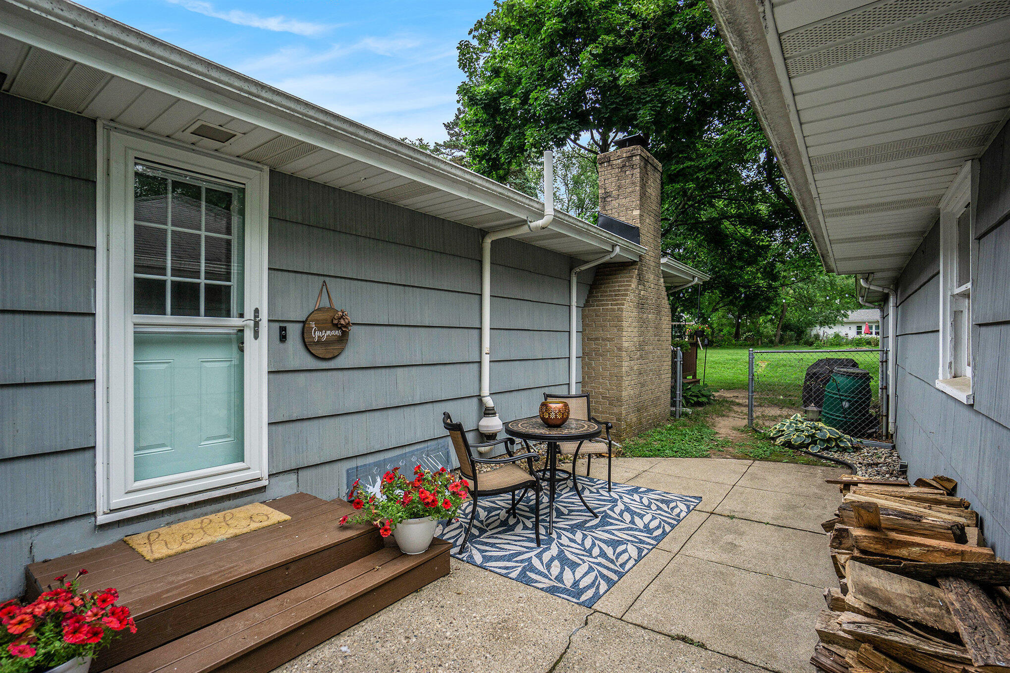 Property Photo:  1702 Harvey Avenue  MI 49006 