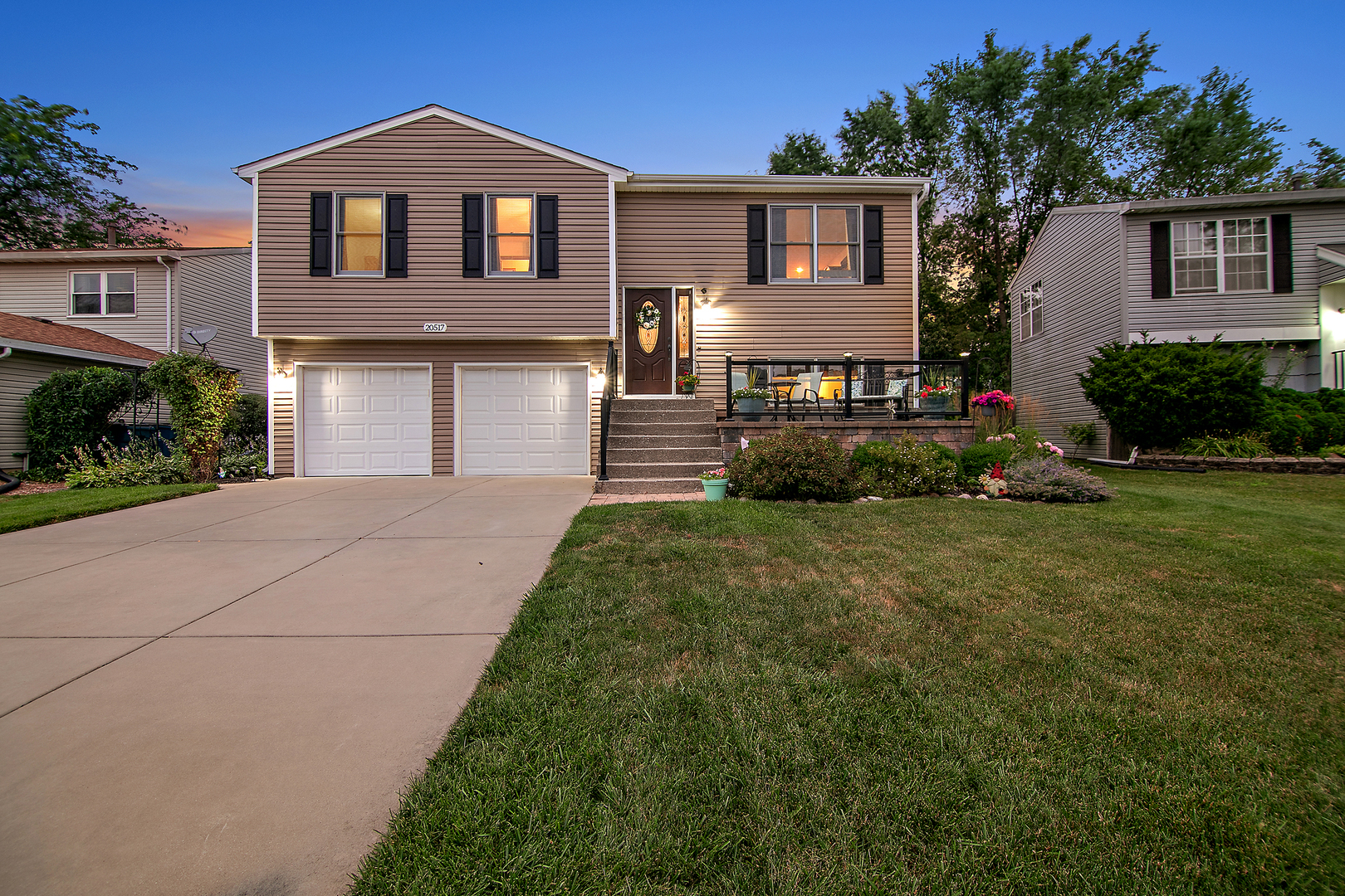 Property Photo:  20517 Acorn Ridge Drive S  IL 60423 