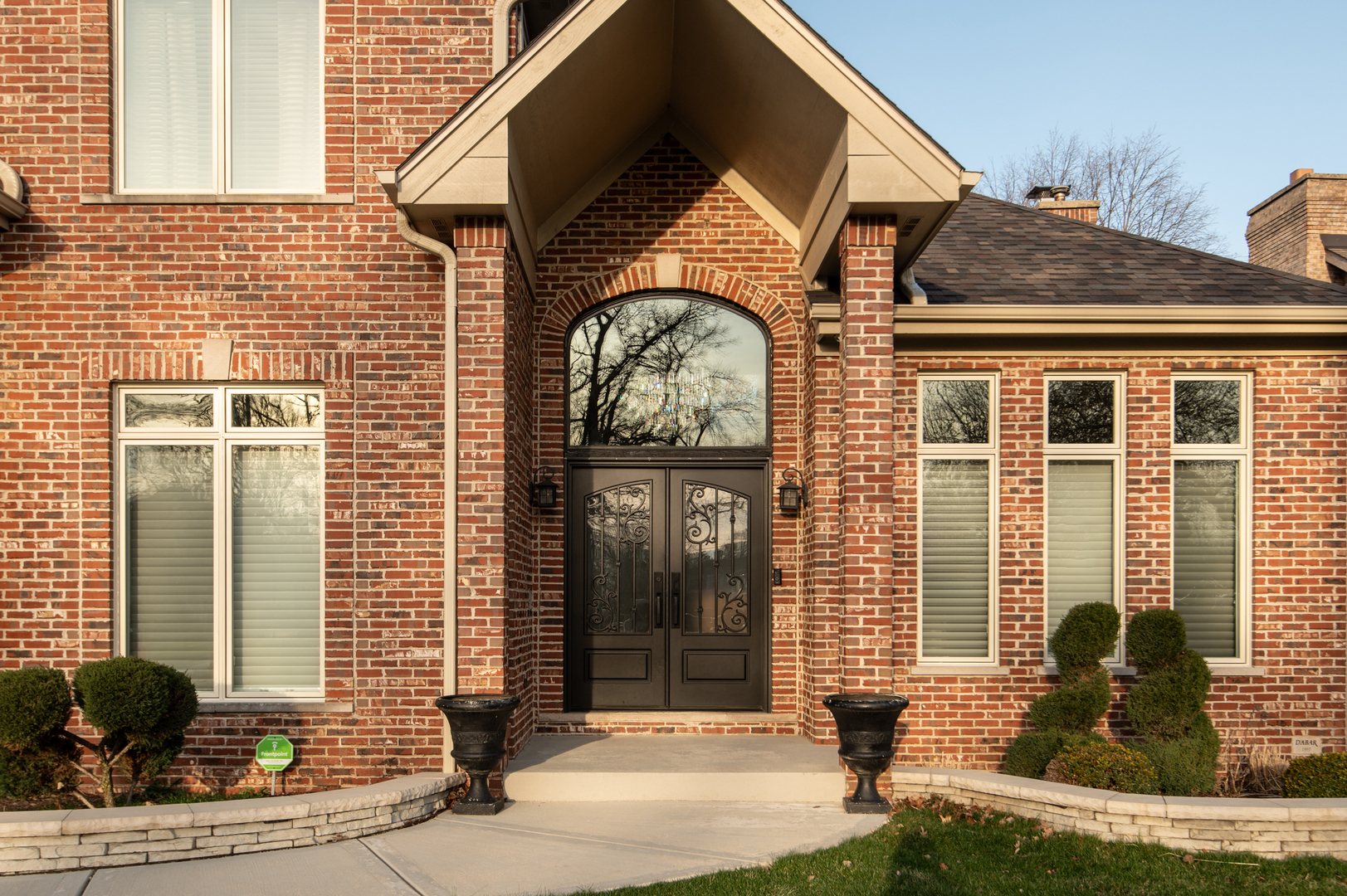 Property Photo: 392 Spruce Road IL 60191