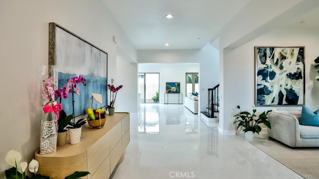 Property Photo: 17413 Siena Lane CA 92708