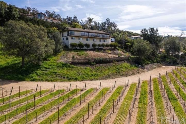 Property Photo:  2839 Lakemont Drive  CA 92008 