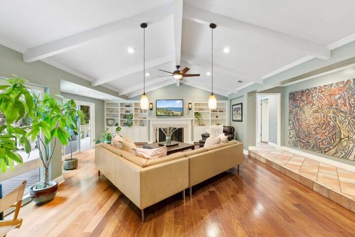 Property Photo: