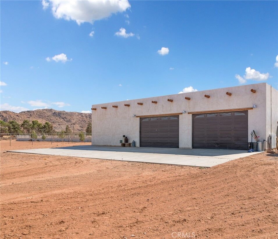 Property Photo:  13776 Natoma Road  CA 92307 