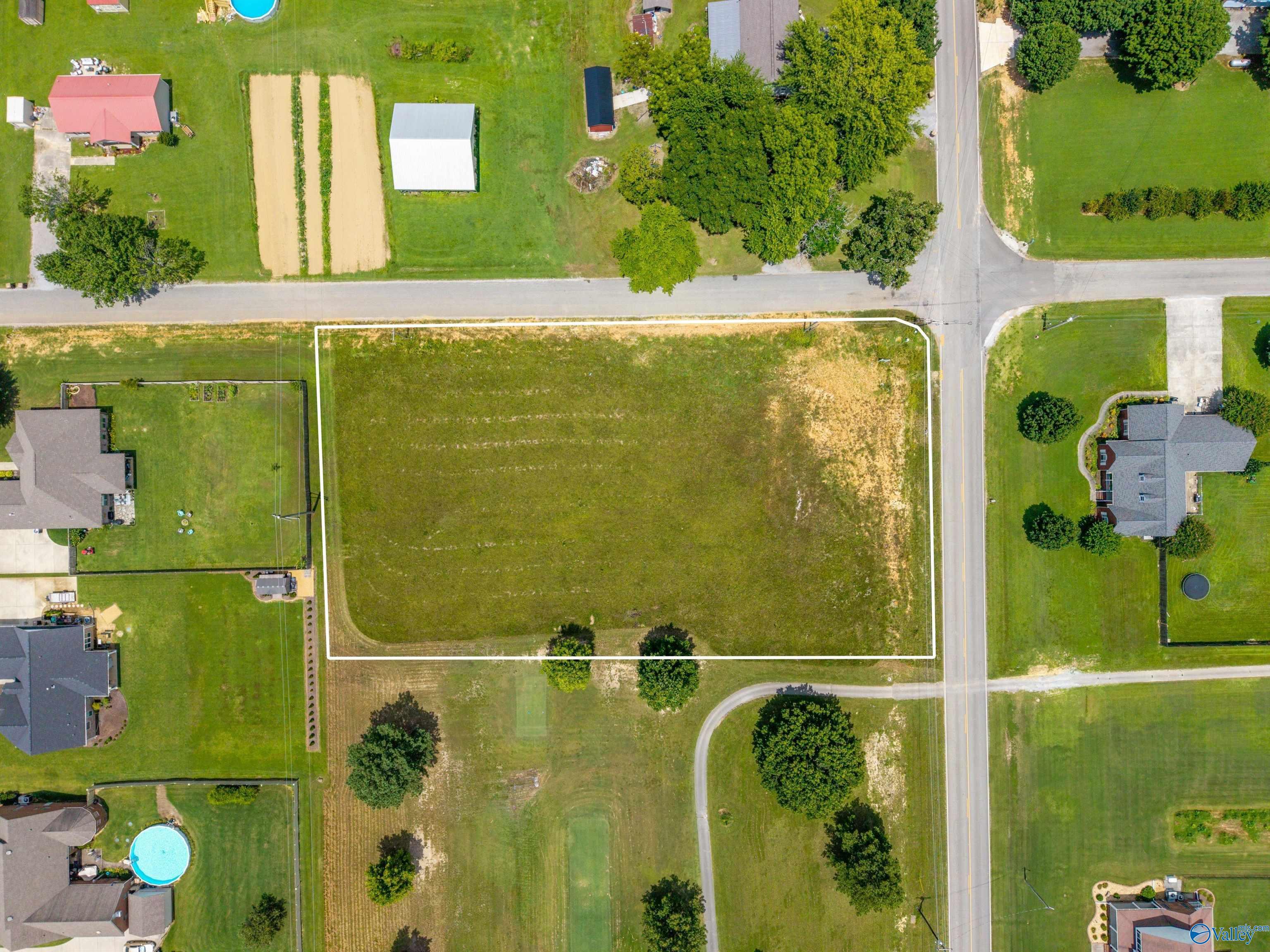 Property Photo:  Tract 1 1.13 Ac Mooresville Road  AL 35613 