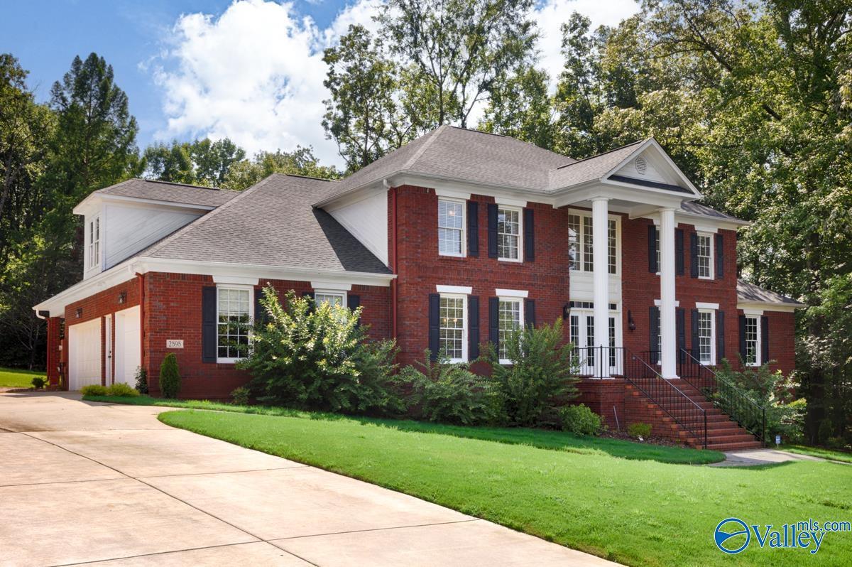 Property Photo:  2898 Hampton Cove Way SE  AL 35763 