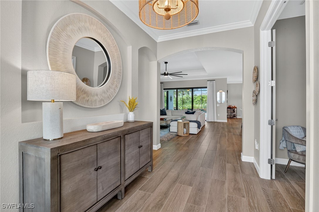 Property Photo: 3140 Heather Glen Court FL 34114