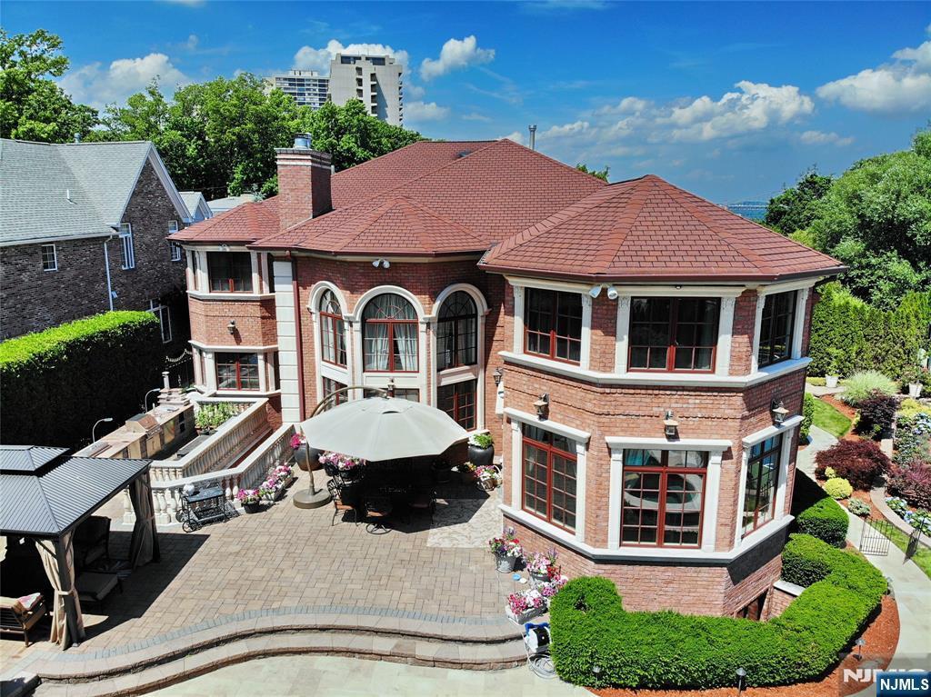 Property Photo:  2 Euclid Road  NJ 07024 