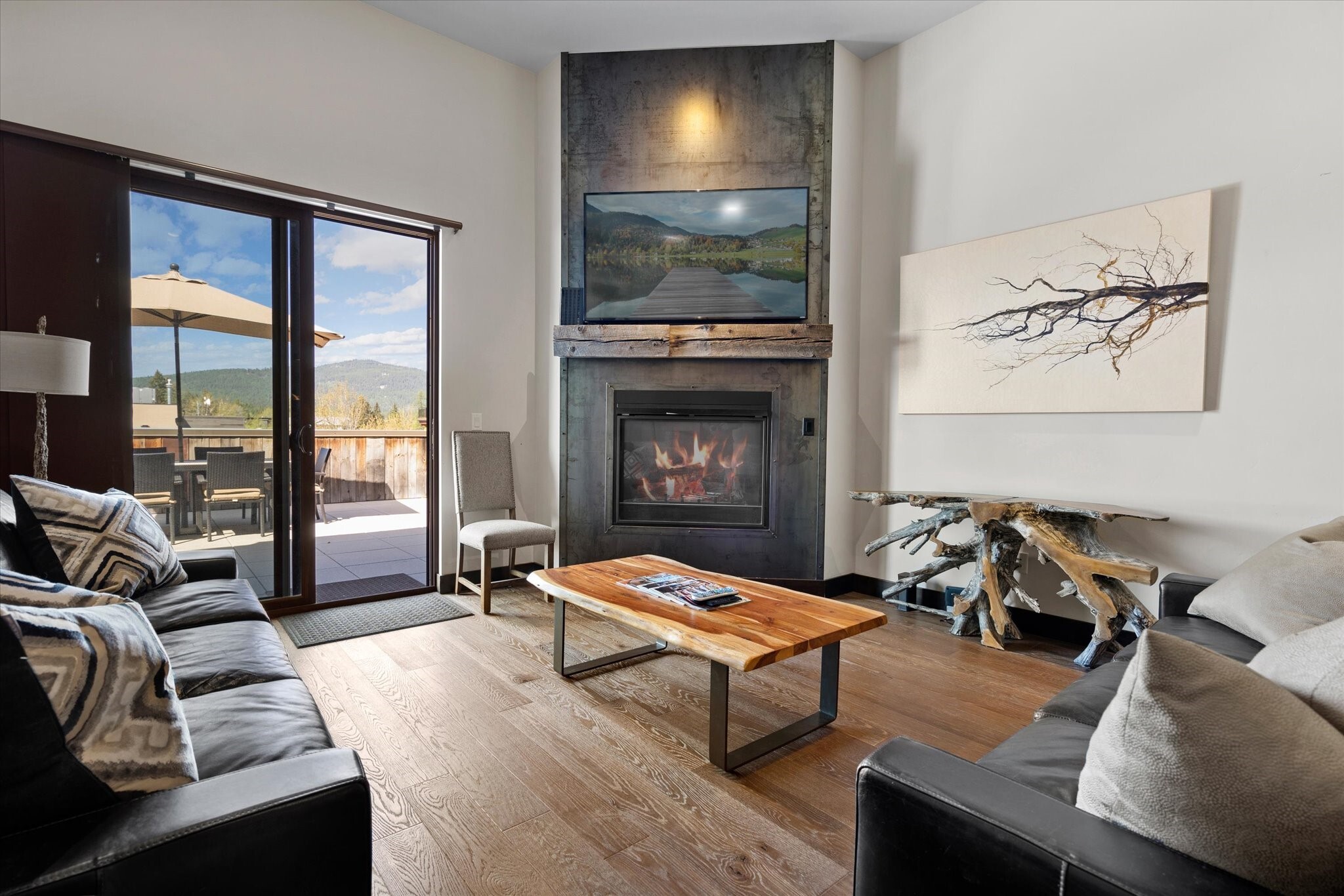 Property Photo:  214 E 2nd Street 301  MT 59937 
