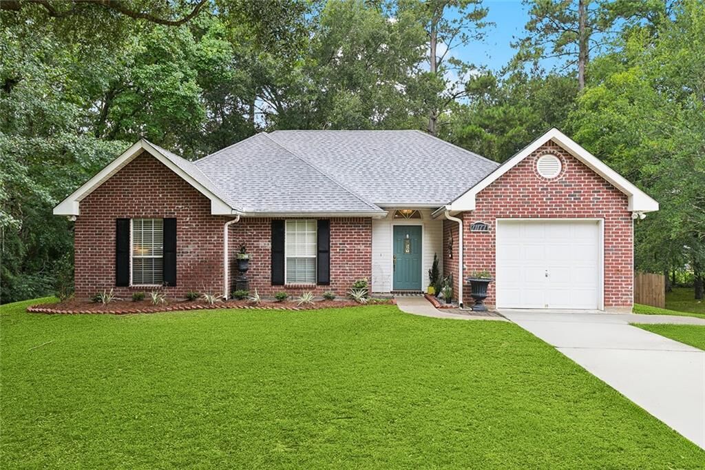 Property Photo: 71177 Sloope Place LA 70420