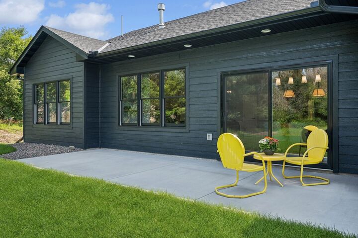 Property Photo: 3580 Rooney Place MN 55110