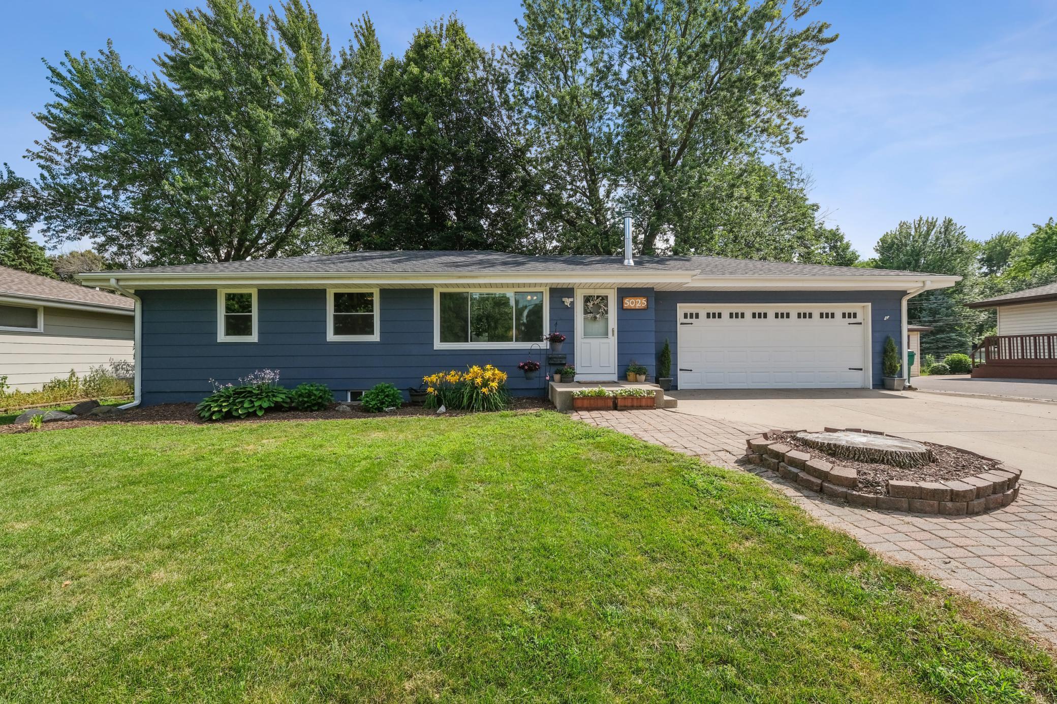 Property Photo: 5025 Wilshire Boulevard MN 55429
