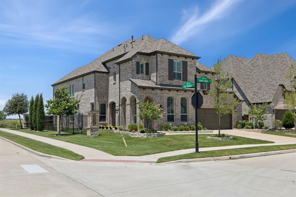 Property Photo: 921 Gentle Knoll Lane TX 75078