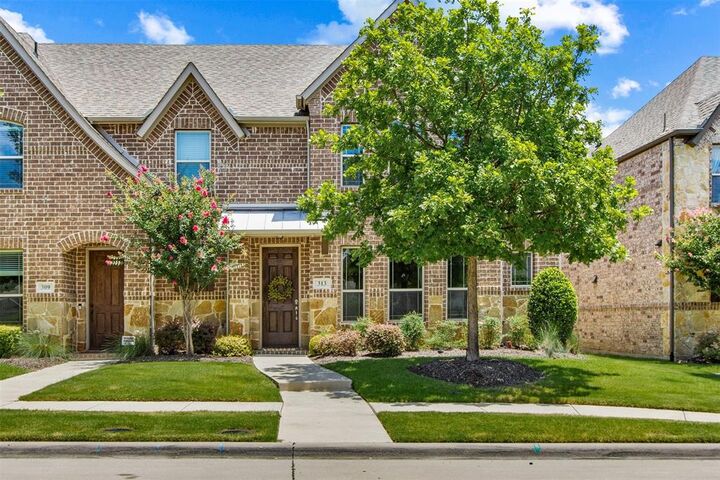 Property Photo: 313 Tottenham Court TX 75072
