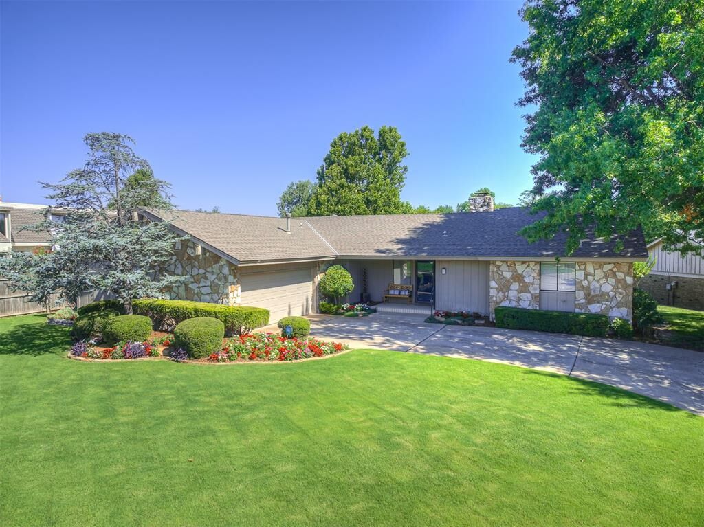 Property Photo:  3305 Brookhollow Road  OK 73120 