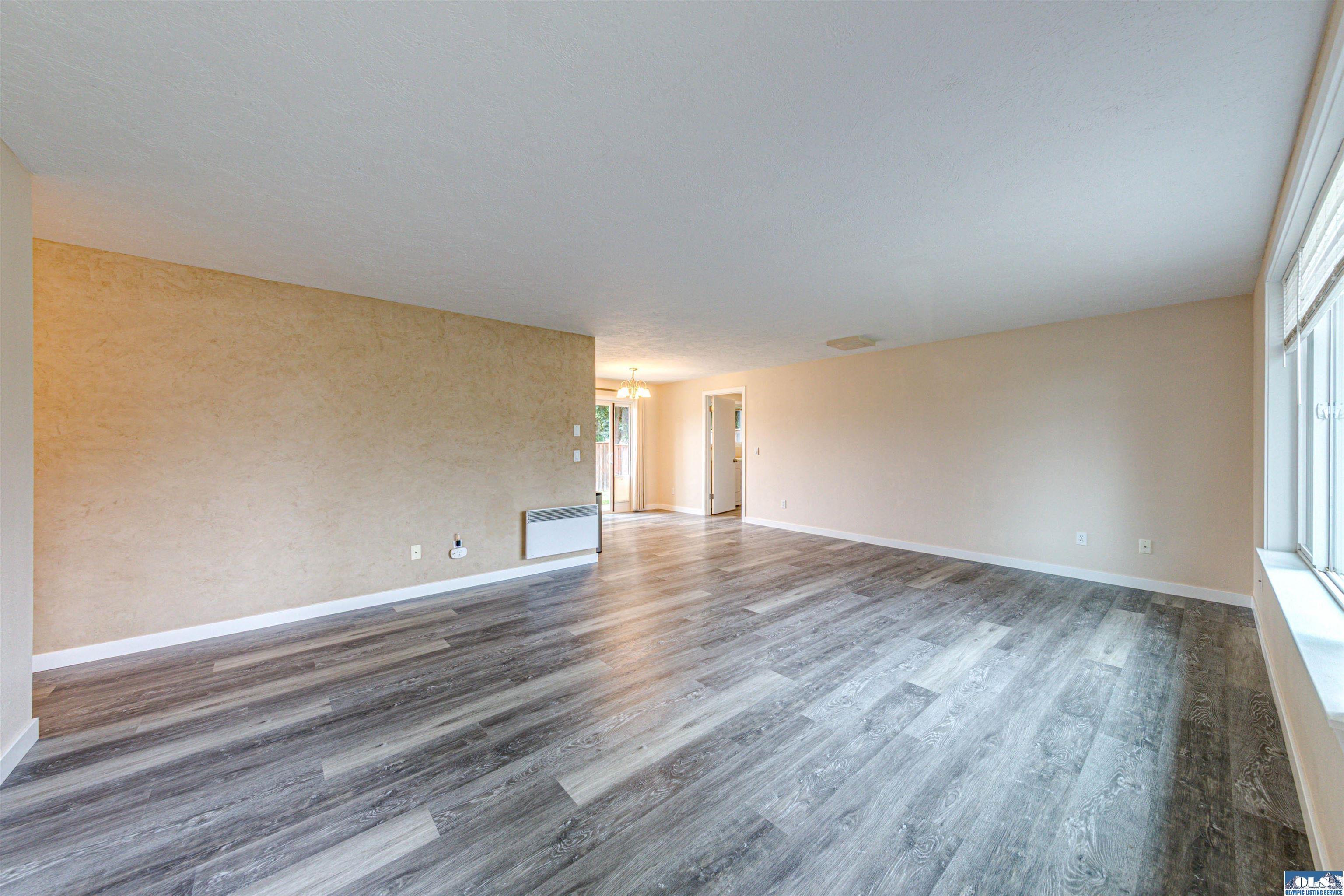Property Photo: 60 Crystal Court WA 98382