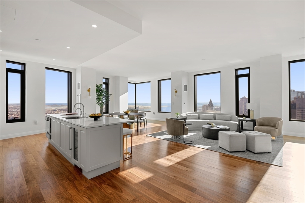 110 Sudbury Street Ph4604  Boston MA 02114 photo