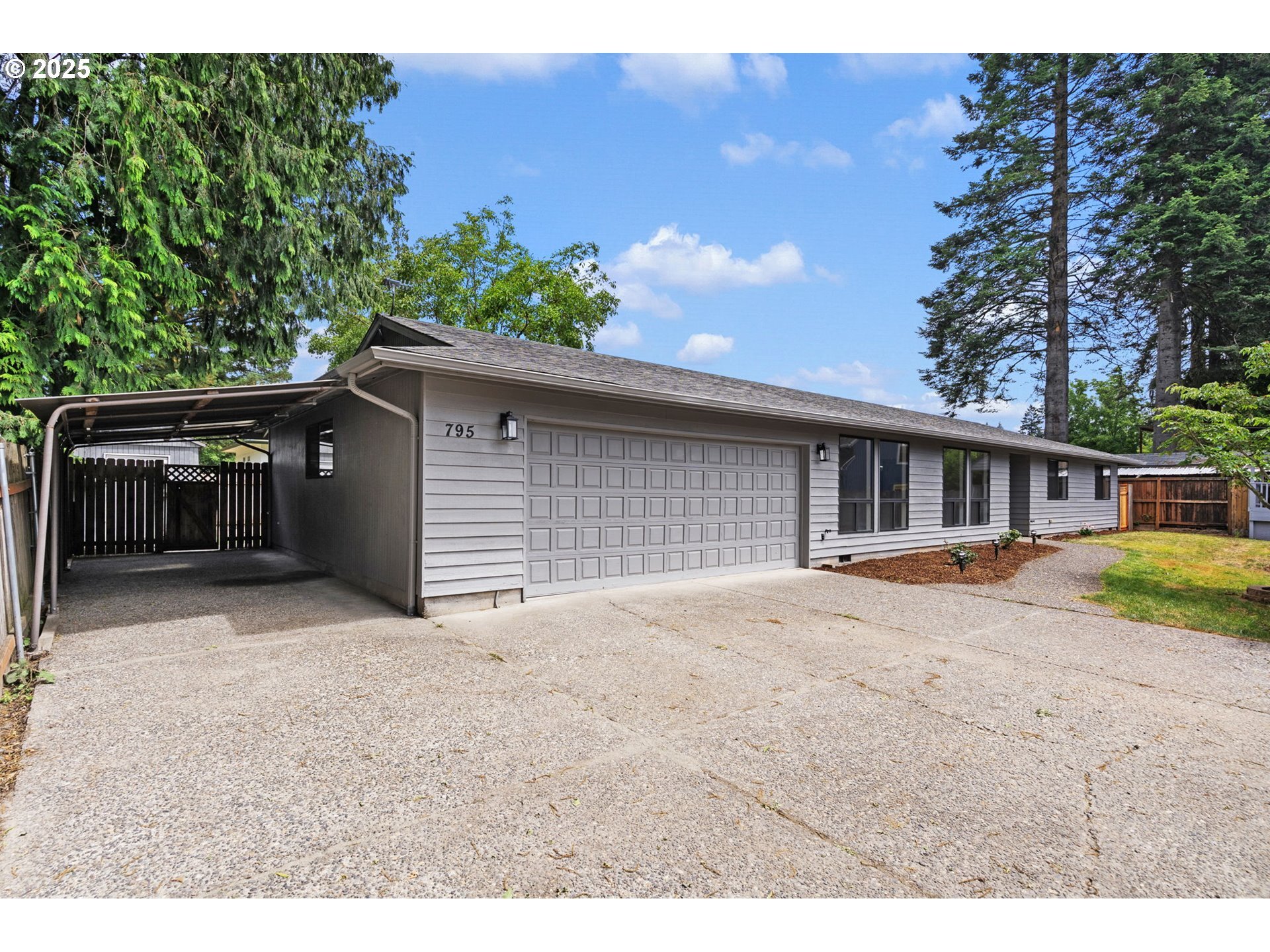795 H St  Washougal WA 98671 photo