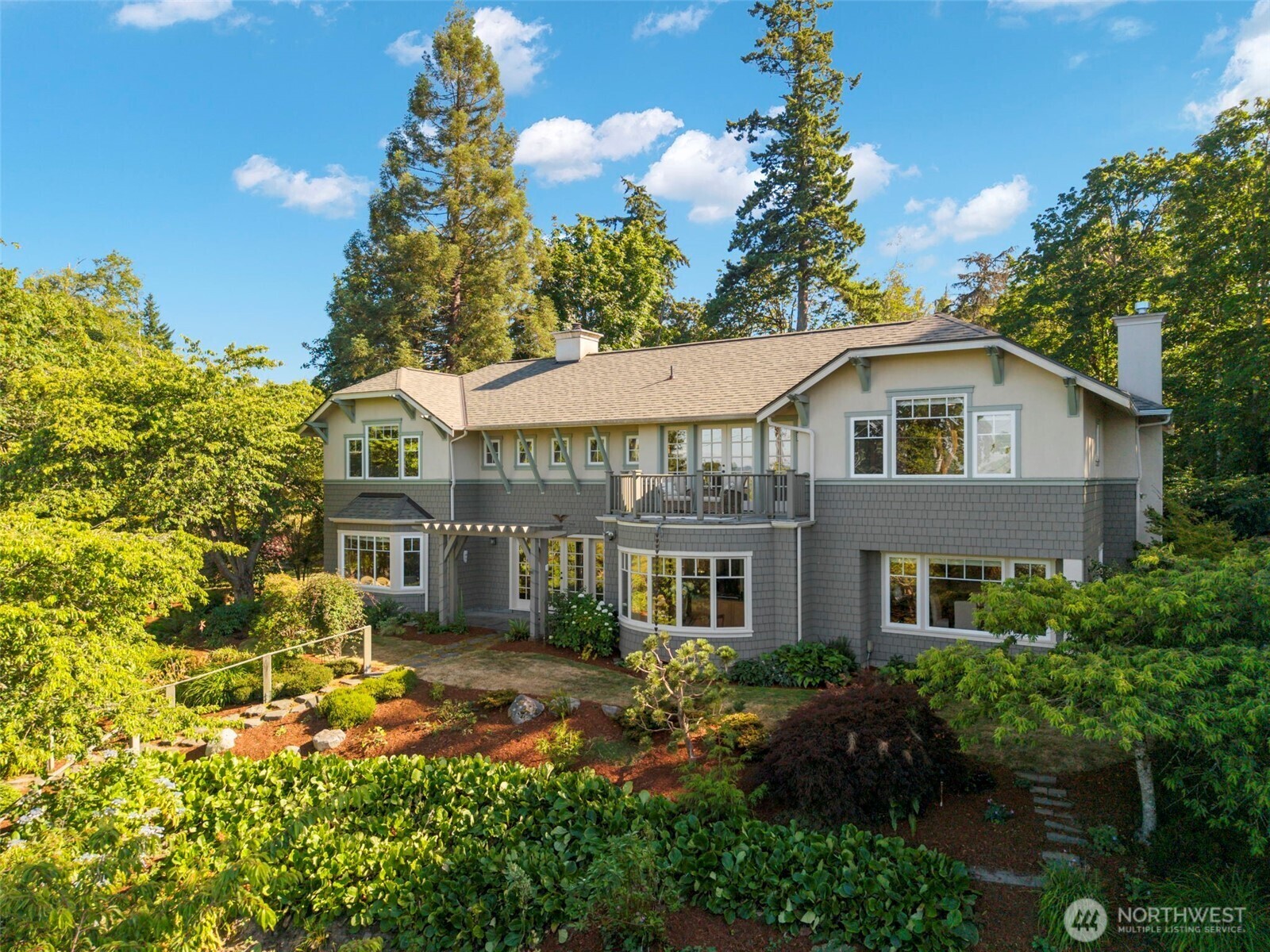 Property Photo:  10319 NE Lafayette Avenue  WA 98110 
