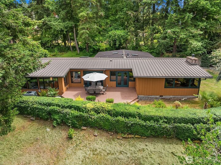Property Photo: 13633 SE 1st Street WA 98005