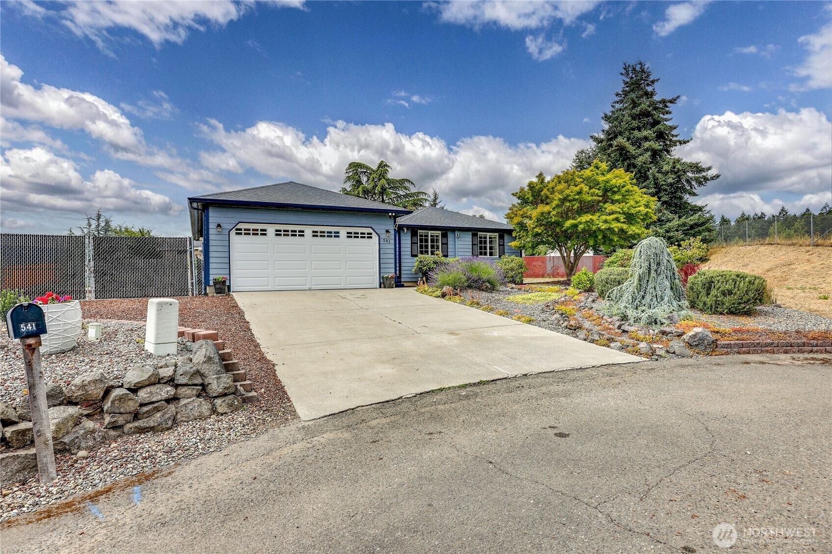 Property Photo: 541 Salal Place WA 98382