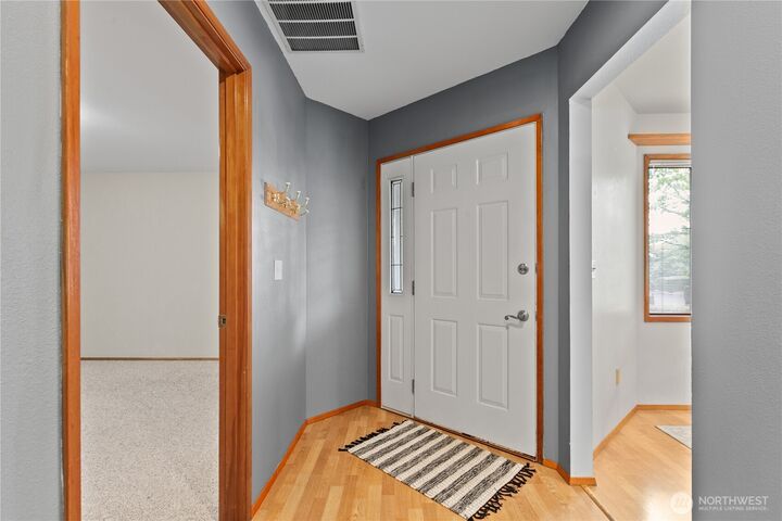 Property Photo:  4867 N Village Lane  WA 98226 