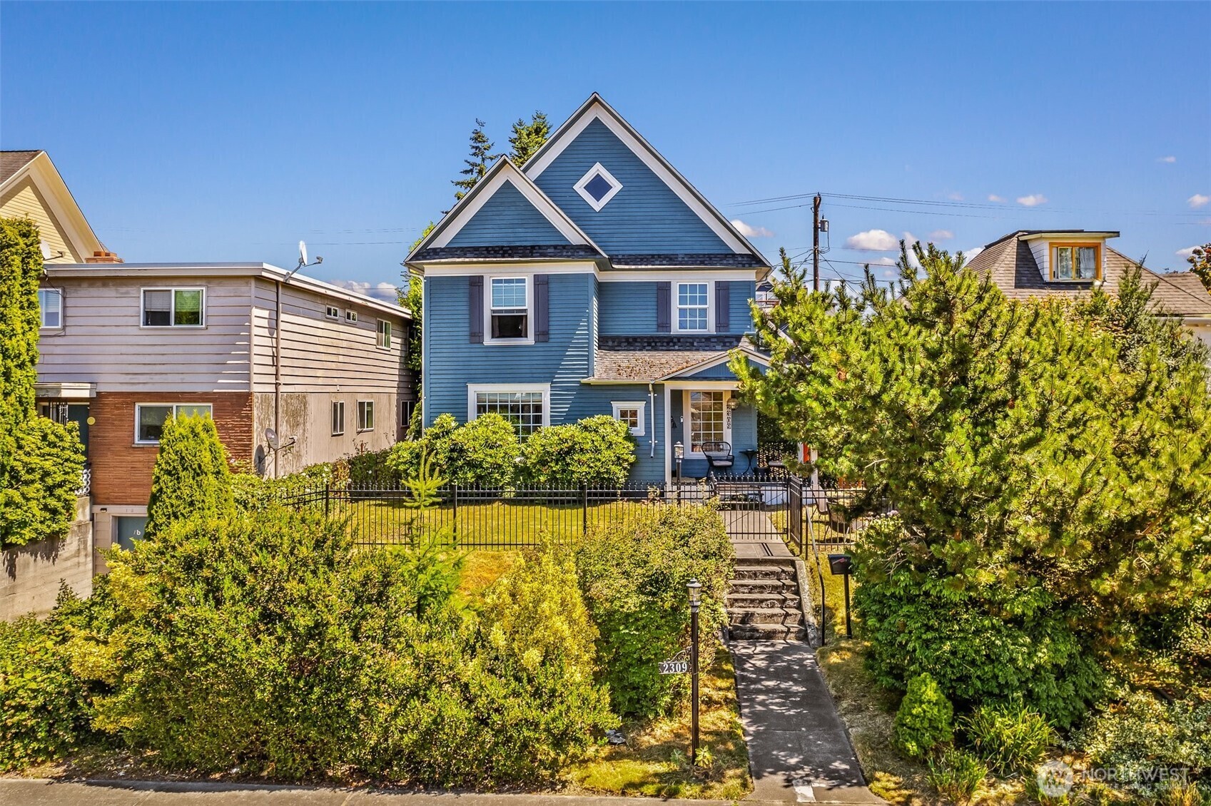 2309  Rucker Avenue  Everett WA 98201 photo