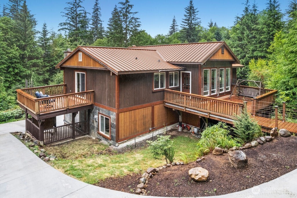 Property Photo: 37232 SE 191st Street WA 98045