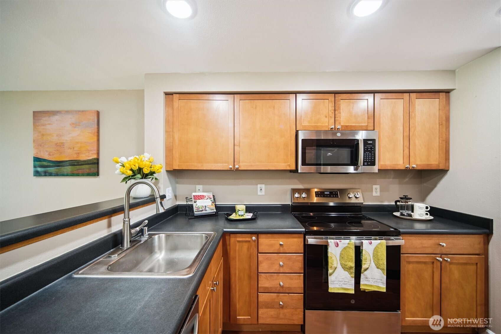 Property Photo: 26327 116th Avenue SE E102 WA 98030
