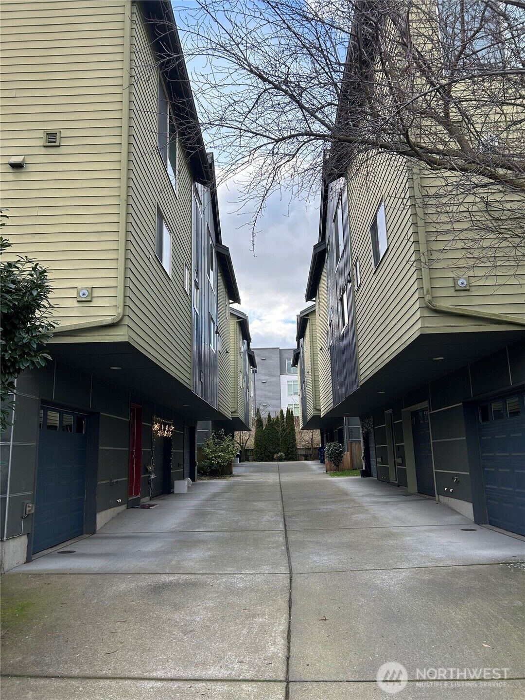 Property Photo: 4785 35th Avenue S B WA 98118