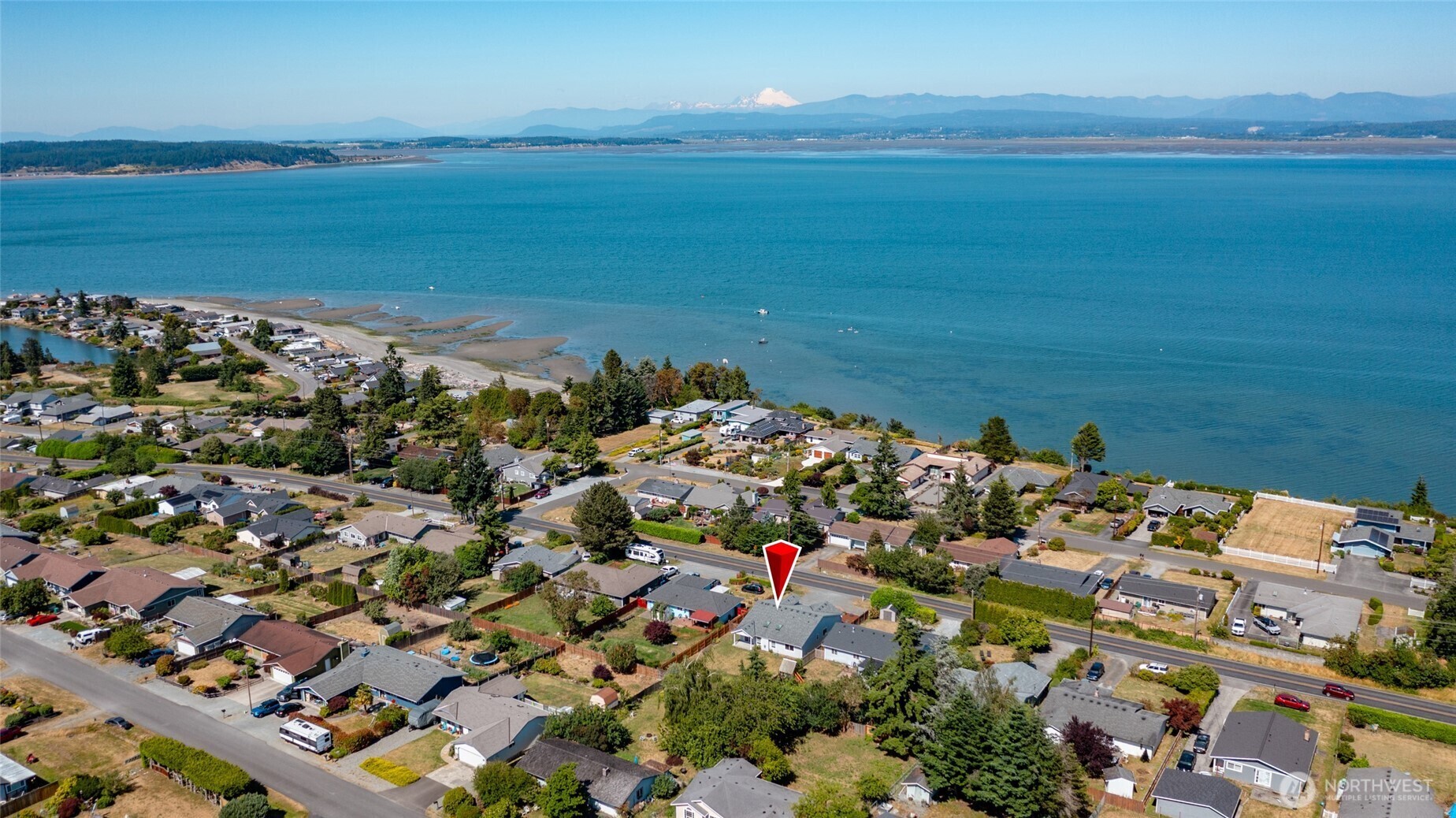 Property Photo: 1528 E Camano Drive WA 98282