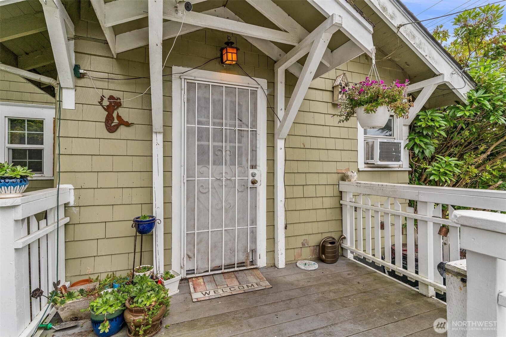 Property Photo: 900 Talcott Street WA 98284