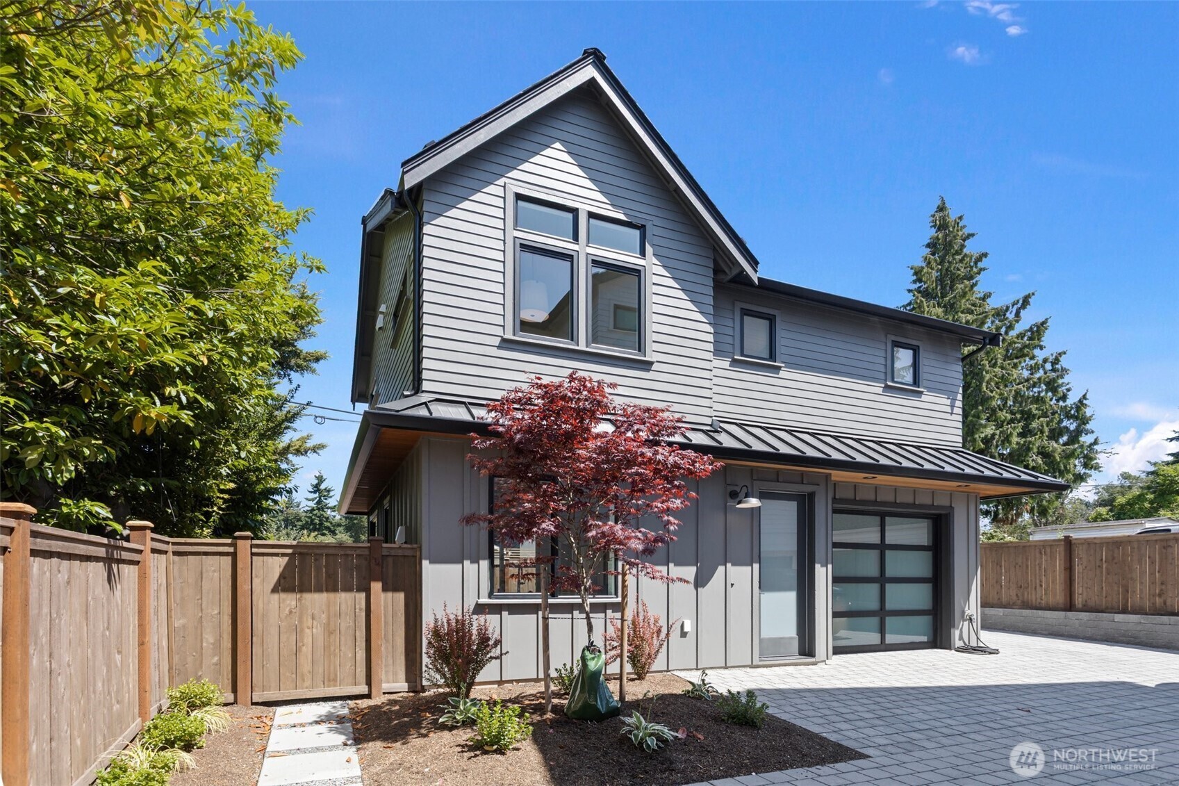 Property Photo: 3810 31st Avenue W WA 98199
