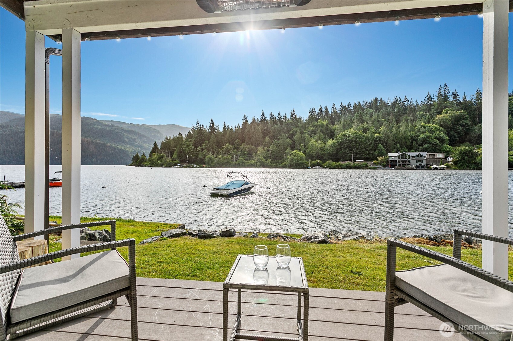 Property Photo: 990 S Lake Whatcom Blvd S WA 98284
