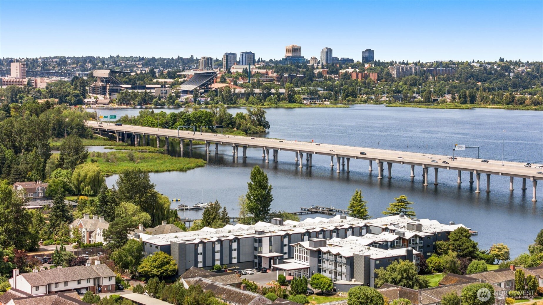 Property Photo: 2501 Canterbury Lane 119 WA 98112