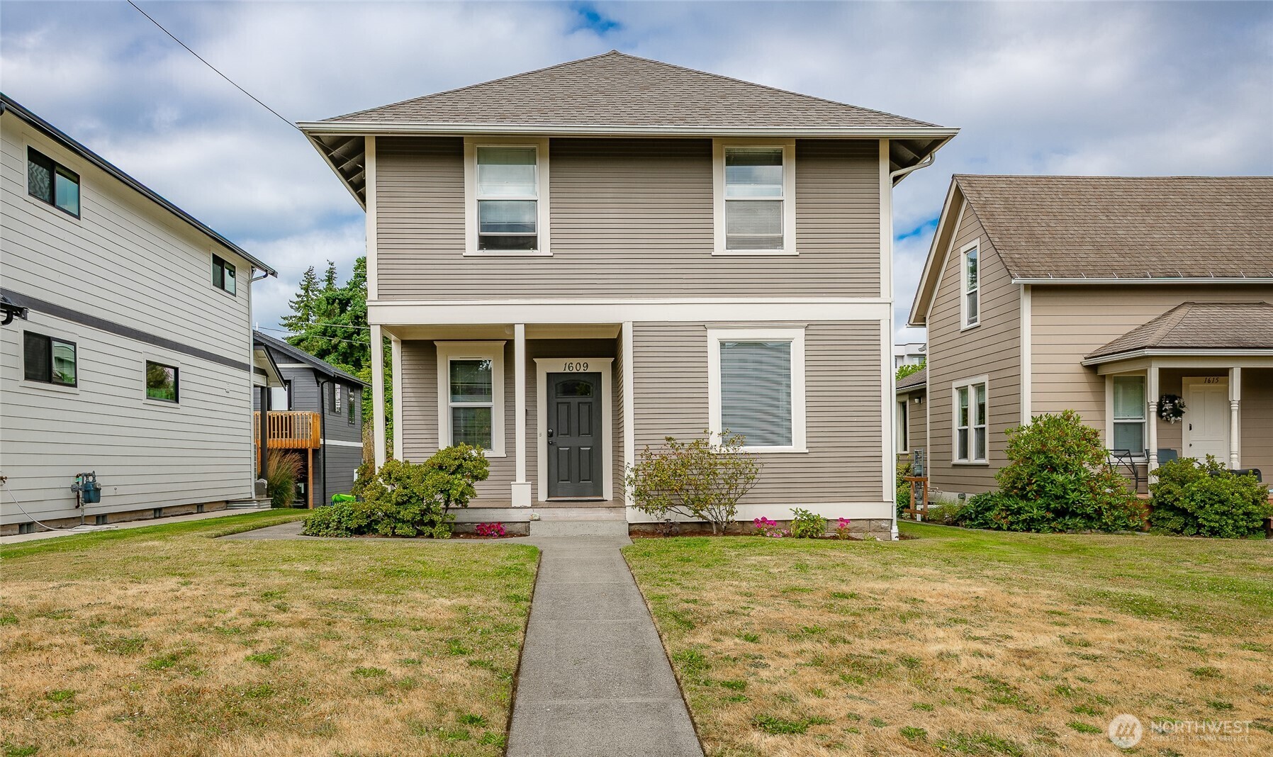 Property Photo: 1609 Humboldt Street WA 98225